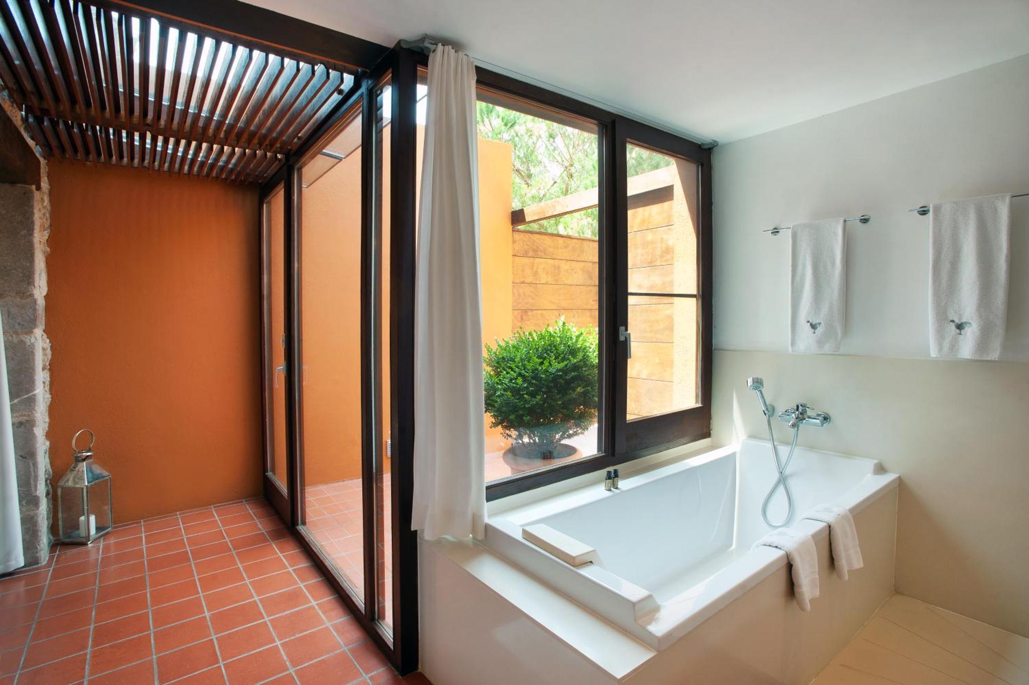 Mas Falgarona Hotel Boutique&SPA Avinyonet de Puigventós Chambre photo