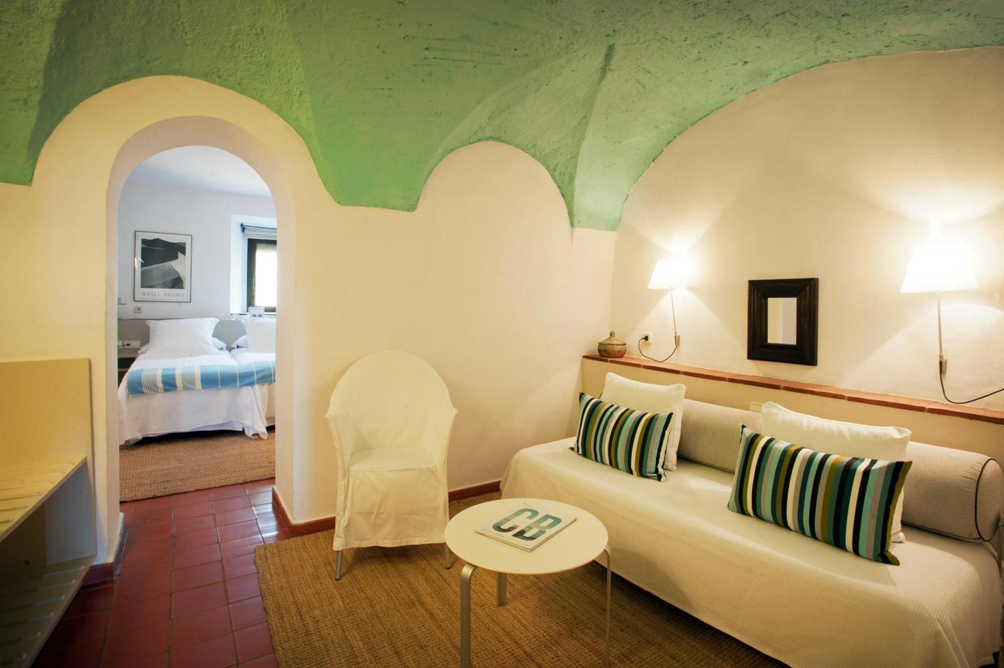 Mas Falgarona Hotel Boutique&SPA Avinyonet de Puigventós Chambre photo